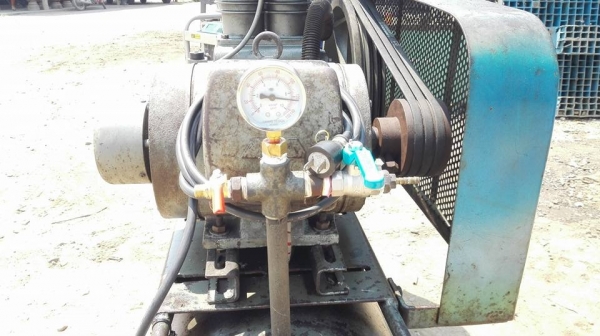 ** ไปอยู่ภูเก็ตครับ!! ** ปั้มลมญี่ปุ่น Fuji 3 HP 130 lite มอเตอร์ Mitsu 3 HP 220V สดนอกลงตู้เดิมๆนุ่มเงียบพร้อมใช้ ** ไปอยู่ภูเก็ตครับ!! ** ปั้มลมญี่ปุ่น Fuji 3 HP 130 lite มอเตอร์ Mitsu 3 HP 220V สดนอกลงตู้เดิมๆนุ่มเงียบพร้อมใช้