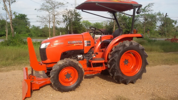 Kubota L3608