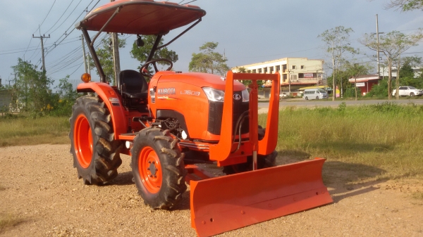 Kubota L3608