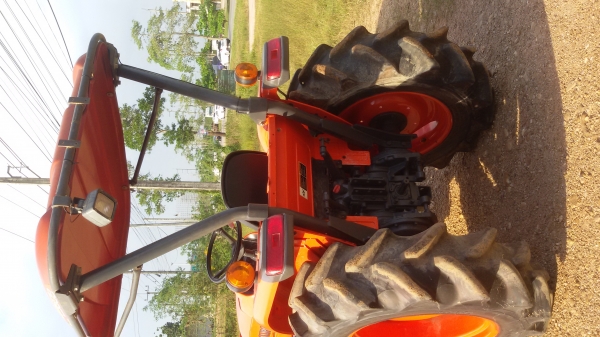 Kubota L3608