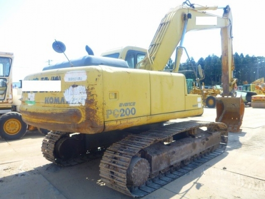 ขายรถแบคโฮ KOMATSU PC200-6 คอลโทรลสั้น รถนอกนำเข้าจากญี่ปุ่น สภาพสวยพร้อมใช้งาน มีVDOการทำงานครับ