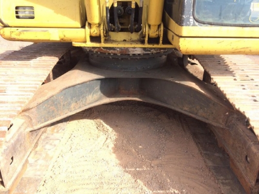 ขายรถแบคโฮ KOMATSU PC200-6 คอลโทรลสั้น รถนอกนำเข้าจากญี่ปุ่น สภาพสวยพร้อมใช้งาน มีVDOการทำงานครับ