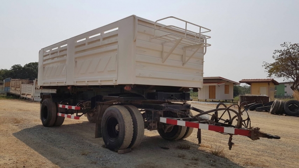 ขาย ลูกพ่วงดั้มสามมิตรสองเพลา ปี 49 สภาพสวยพร้อมใช้งาน เอกสารพร้อมโอน สนใจติดต่อเรา ดำสุโขทัย โทร 089-7087998,081-7855503 หรือเยี่ยมชมเว็ปไซได้ที่ www.dum-sukhothai.com เรายินดีให้บริการครับ