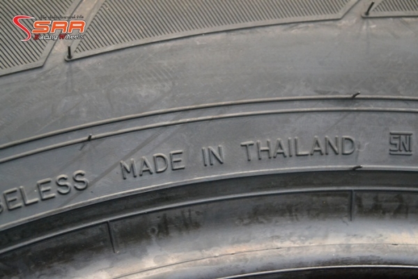 DUNLOP SP SPORT MAXX 050 225/60R18 เส้นละ 6,000 บาท