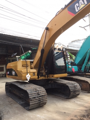 CAT 320D