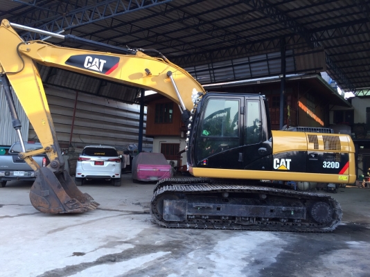 CAT 320D