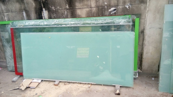 ขายกระจกดัมเปอร์ ขายกระจกดัมเปอร์