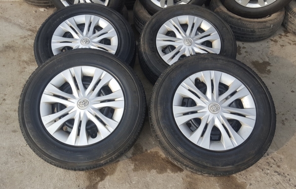 ขายล้อกะทะขอบ15 5รู TOYOTAพร้อมยาง 4 ล้อ