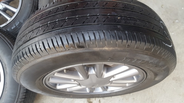 ขายล้อISUZU D-Max X-Series 16 ยางปี15/16 4 ล้อ ขายล้อISUZU D-Max X-Series 16 ยางปี15/16 4 ล้อ