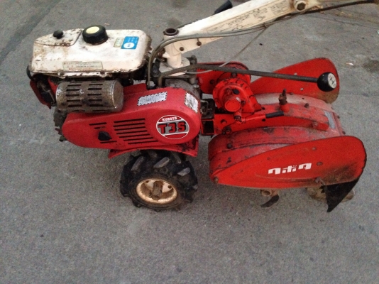 ขายรถพรวนดิน ตีดิน Kubota สวยๆแรงๆใหม่ๆ พลานก้วาง40ซม. เดินหน้า 2เกียร ถอยหลัง 2เกียร ตัดไม่พรวนดินได้ ส่งได้ทุกจังหวัด ขาย11100 โทร0946733137 ขายรถพรวนดิน ตีดิน Kubota สวยๆแรงๆใหม่ๆ พลานก้วาง40ซม. เดินหน้า 2เกียร ถอยหลัง 2เกียร ตัดไม่พรวนดินได้ ส่งได้ทุกจังหวัด ขาย11100 โทร0946733137