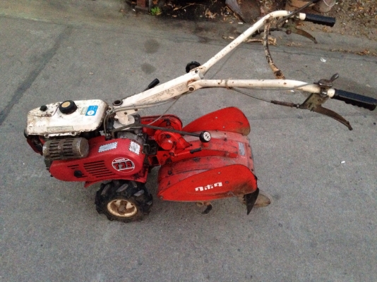 ขายรถพรวนดิน ตีดิน Kubota สวยๆแรงๆใหม่ๆ พลานก้วาง40ซม. เดินหน้า 2เกียร ถอยหลัง 2เกียร ตัดไม่พรวนดินได้ ส่งได้ทุกจังหวัด ขาย11100 โทร0946733137 ขายรถพรวนดิน ตีดิน Kubota สวยๆแรงๆใหม่ๆ พลานก้วาง40ซม. เดินหน้า 2เกียร ถอยหลัง 2เกียร ตัดไม่พรวนดินได้ ส่งได้ทุกจังหวัด ขาย11100 โทร0946733137