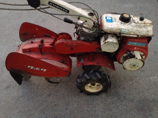 ขายรถพรวนดิน ตีดิน Kubota สวยๆแรงๆใหม่ๆ พลานก้วาง40ซม. เดินหน้า 2เกียร ถอยหลัง 2เกียร ตัดไม่พรวนดินได้ ส่งได้ทุกจังหวัด ขาย11100 โทร0946733137 ขายรถพรวนดิน ตีดิน Kubota สวยๆแรงๆใหม่ๆ พลานก้วาง40ซม. เดินหน้า 2เกียร ถอยหลัง 2เกียร ตัดไม่พรวนดินได้ ส่งได้ทุกจังหวัด ขาย11100 โทร0946733137