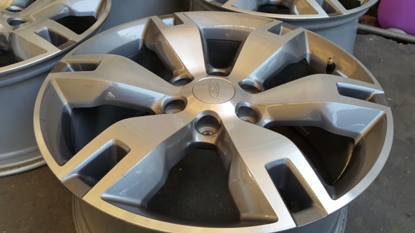 ล้อ Ford everest ขนาด 20 นิ้ว