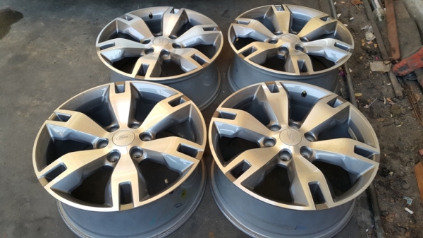 ล้อ Ford everest ขนาด 20 นิ้ว