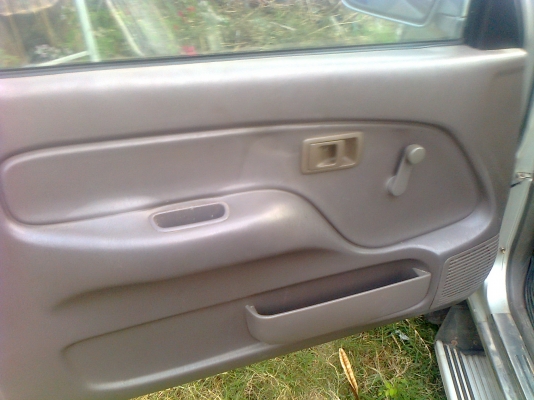 ขายกระบะ ไทเกอร์ D4D 2.5 แรง ปี 2004 / 47 เพาเวอร์ กระจกมือหมุน ขายกระบะ ไทเกอร์ D4D 2.5 แรง ปี 2004 / 47 เพาเวอร์ กระจกมือหมุน