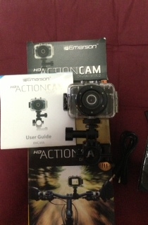 ขาย action cam แบบ HD จาก USA ยี่ห้อ Emerson คู่แข่ง Go pro ใน USA ราคาย่อมกว่า