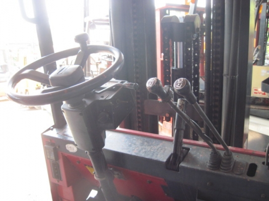 ขายรถยกขนาด 1.5 ตัน เสาสูง 6 เมตร นำเข้าจากญี่ปุ่น