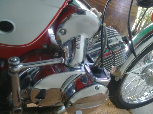 ขาย A 100 สวยๆ (รถประกวดครับ)สภาพใหม่มากๆ ชุบทั้งคัน