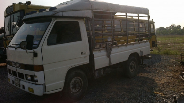 Isuzu 2800 CC