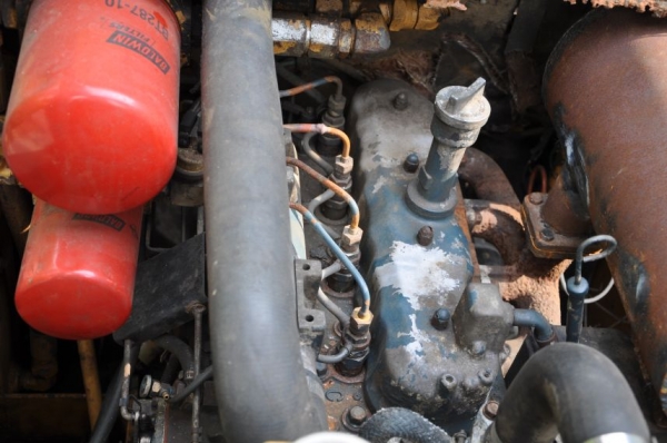 ขายรถตัก FORD (BOBCAT) ล้อยาง สภาพเดิมๆจากญี่ปุ่น ขายถูก89,000บาทเท่านั้น