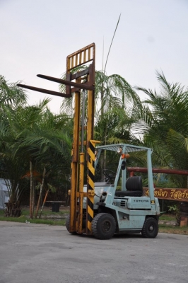 ขาย FORKLIFT TOYOTA1.5ตันครึ่ง สภาพสวยเดิมจากญี่ปุ่น ขาย95,000บาท