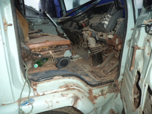 ขายรถ6ล้ออีซูซุร็อกกี้ดั้ม175แรง สภาพดีราคาถูกๆๆๆพร้อมโอนคับ