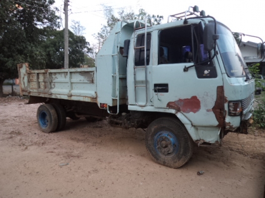 ขายรถ6ล้ออีซูซุร็อกกี้ดั้ม175แรง สภาพดีราคาถูกๆๆๆพร้อมโอนคับ