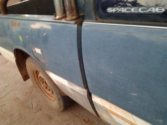 ขาย กระบะแค็ป "ปู่D-MAX" ISUZU KBD 2.5 FASTER-Z เครื่องมังกร2.5เดิมๆ แรงดี ประหยัด รถเดิมๆ ช่วงล่างดี ไม่ส่ายไม่เลื้อย คัสซีสวยไม่ผุไม่ดาม แอร์พร้อม สีบางเดิม ไม่ผุ มีสนิมเกาะบ้าง ยางดี4เส้น กระบะไม่ผุ รถได้บาง ไม่เคยทำสี ห้องเครื่องเดิมๆ ชอบรุ ขาย กระบะแค็ป "ปู่D-MAX" ISUZU KBD 2.5 FASTER-Z เครื่องมังกร2.5เดิมๆ แรงดี ประหยัด รถเดิมๆ ช่วงล่างดี ไม่ส่ายไม่เลื้อย คัสซีสวยไม่ผุไม่ดาม แอร์พร้อม สีบางเดิม ไม่ผุ มีสนิมเกาะบ้าง ยางดี4เส้น กระบะไม่ผุ รถได้บาง ไม่เคยทำสี ห้องเครื่องเดิมๆ ชอบรุ