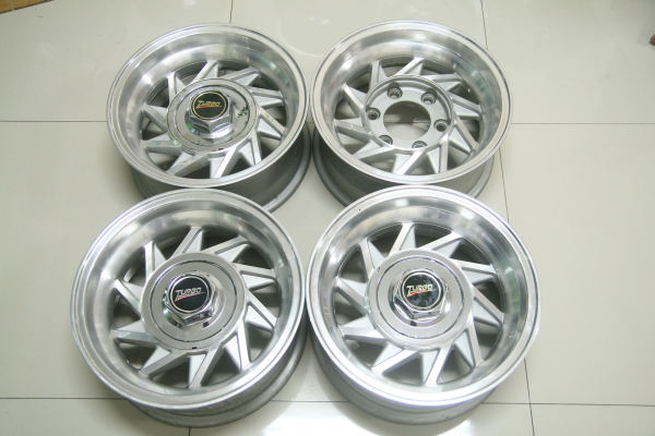 แม็กเรโทร หลายชุด(ล้อใหม่) แม็กเรโทร หลายชุด(ล้อใหม่)