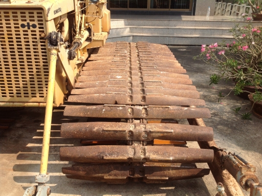 ขายรถแทรคเตอร์ KOMATSU D20 PLL-5 ขายรถแทรคเตอร์ KOMATSU D20 PLL-5