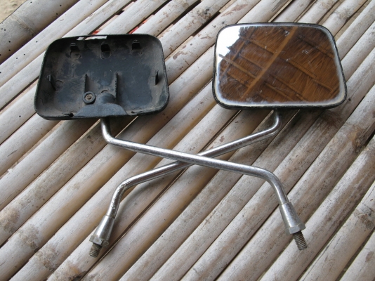 กระจกดรีม/คาร์ซีร้อย>>กระจกDT//กระจกFR80,F70//กระจกฮอนด้า