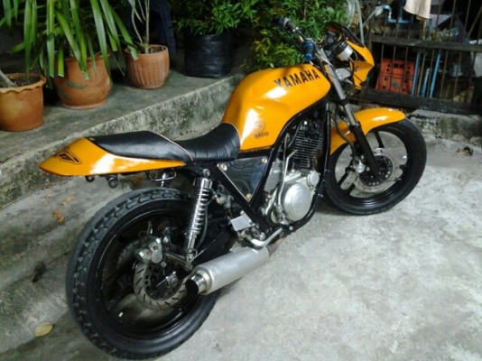 YAMAHA SRX400 INV. ขายรถช่วยน้อง ราคาแบบว่าบ้าไปแล้ว 26,500 ราคาตามสภาพรถติดขี่ได้