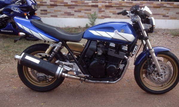 ขายXJR400ปี93อินวอยถูกมากๆครับ40000มาดูตัวจริงได้ครับมาก่อนได้ก่อนครับ