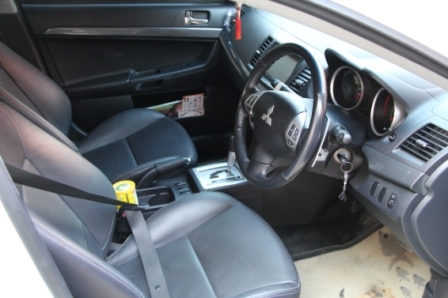 ขายmitsubishi lancer 2.0GT ปี 2011 auto  สีขาว ชุดแต่ง ralliart