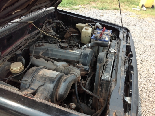 รถเครื่องดี ยางได้ ชัชชีดี สีดำมีเครื่องเสียง เกียร์ดี ขายที่75000 ต่อรองได้ ปี 33 ****0864553895*****