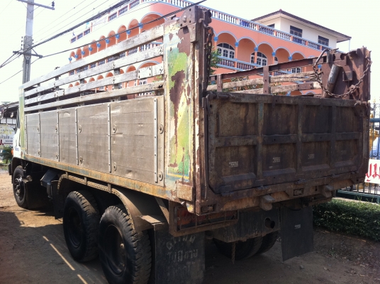 ขายรถบรรทุก 10 ล้อ (ดั้ม) HINO F18 (แท้) ตัวรถ F187LA-10216 เครื่อง HO7D-A101137 สภาพพร้อมใช้