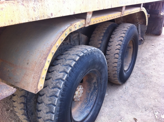 ขายรถบรรทุก 10 ล้อ (ดั้ม) HINO F18 (แท้) ตัวรถ F187LA-10216 เครื่อง HO7D-A101137 สภาพพร้อมใช้