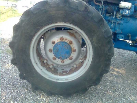 ขายFORD6610 สองเพลาสวยๆๆพร้อมใช้