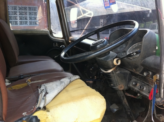 ขายรถบรรทุก 10 ล้อ (กระบะไม้-ไม่ดั้ม) HINO KT920 ตัวรถ KT920-11320 เลขเครื่อง EL100-30045 (191 แรงม้า) ช่วงล่าง UD