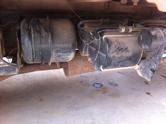 ขายรถบรรทุก 10 ล้อ (กระบะไม้-ไม่ดั้ม) HINO KT920 ตัวรถ KT920-11320 เลขเครื่อง EL100-30045 (191 แรงม้า) ช่วงล่าง UD