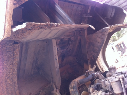 ขายรถบรรทุก 10 ล้อ (กระบะไม้-ไม่ดั้ม) HINO KT920 ตัวรถ KT920-11320 เลขเครื่อง EL100-30045 (191 แรงม้า) ช่วงล่าง UD