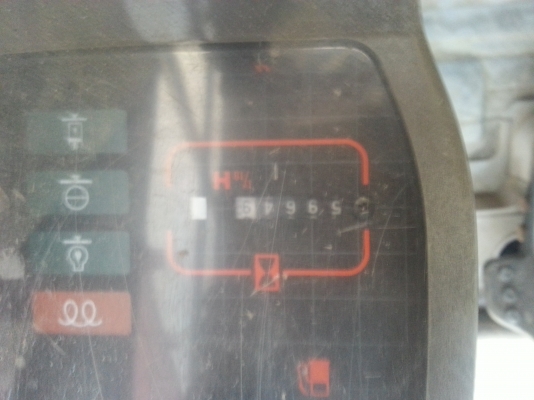 ขายรถแบคโฮ HITACHI EX200-2 ของเก่าจากญี่ปุ่นพร้อมใช้งานสภาพรถ 90\% เอกสารอินวอย ขายรถแบคโฮ HITACHI EX200-2 ของเก่าจากญี่ปุ่นพร้อมใช้งานสภาพรถ 90\% เอกสารอินวอย
