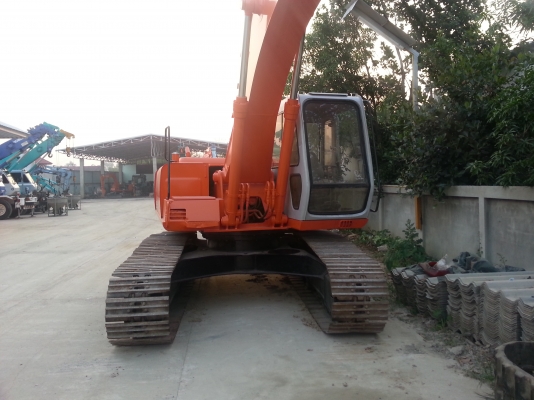 ขายรถแบคโฮ HITACHI EX200-2 ของเก่าจากญี่ปุ่นพร้อมใช้งานสภาพรถ 90\% เอกสารอินวอย ขายรถแบคโฮ HITACHI EX200-2 ของเก่าจากญี่ปุ่นพร้อมใช้งานสภาพรถ 90\% เอกสารอินวอย
