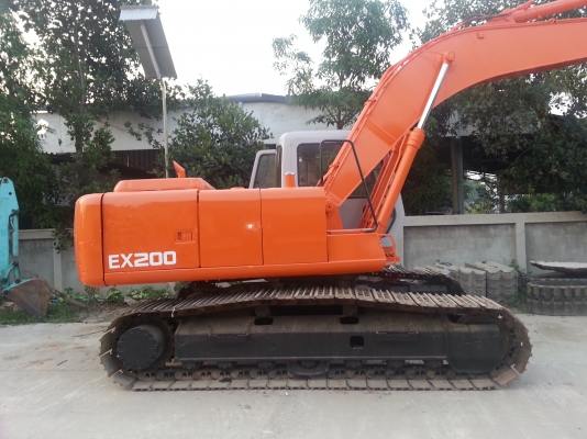 ขายรถแบคโฮ HITACHI EX200-2 ของเก่าจากญี่ปุ่นพร้อมใช้งานสภาพรถ 90\% เอกสารอินวอย ขายรถแบคโฮ HITACHI EX200-2 ของเก่าจากญี่ปุ่นพร้อมใช้งานสภาพรถ 90\% เอกสารอินวอย