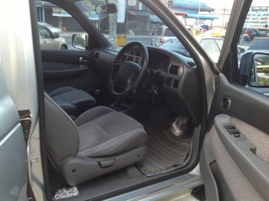 ขายด่วน Ford Ranger  4 ประตู Hi rider เกียร์ธรรดา มี air bag abs สภาพสวย เดิมๆ บางๆ ไม่มีชน