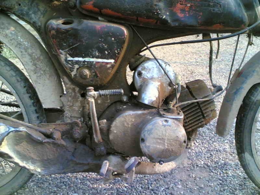 ขาย SUZUKI A100 เครื่องกดสตาร์ลงต้องเอาไปเช็คเองขายตามสภาพ