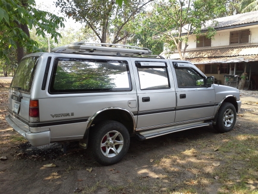 ขายอีซูซุแวน 2500 cc ปี 1995