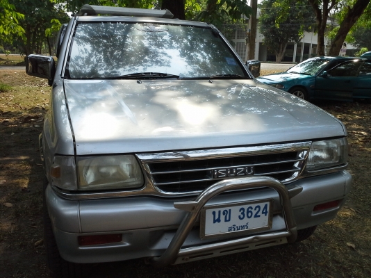 ขายอีซูซุแวน 2500 cc ปี 1995