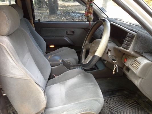 ขายอีซูซุแวน 2500 cc ปี 1995