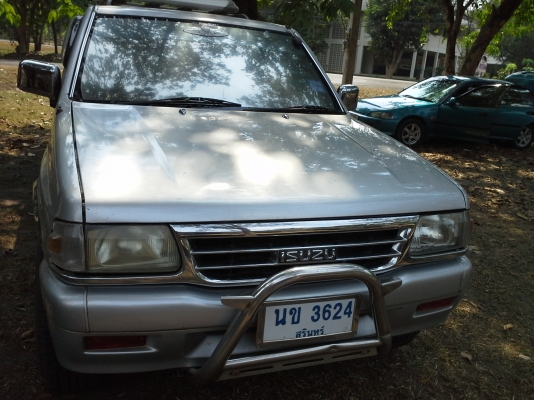 ขายอีซูซุแวน 2500 cc ปี 1995